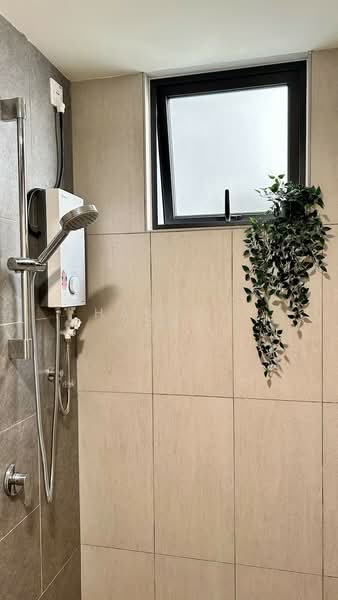 Service Residence for Sale at RYAN & MIHO - Hannah Yeak - Bathroom - PropertyGuru.com.my