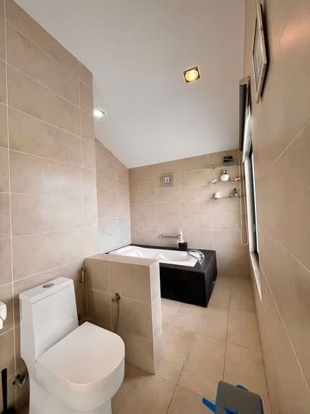 Semi-Detached House for Rent in East Ledang (Iskandar Puteri (Nusajaya)) - Jackson Quah - Bathroom - PropertyGuru.com.my