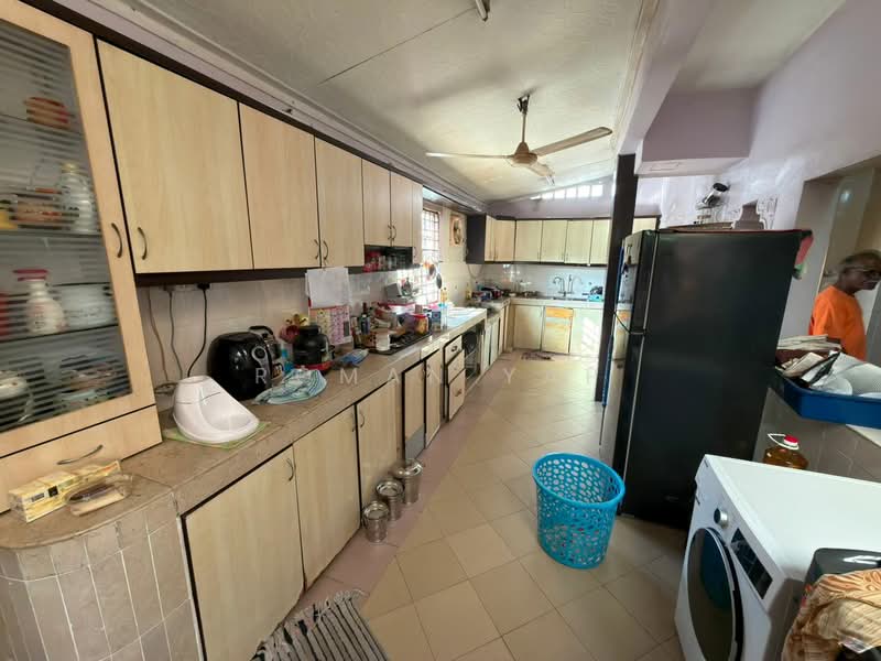Rumah Teres 2 Tingkat untuk Dijual di Bandar Tasik Puteri (Rawang) - Roman Yap - Kitchen - PropertyGuru.com.my