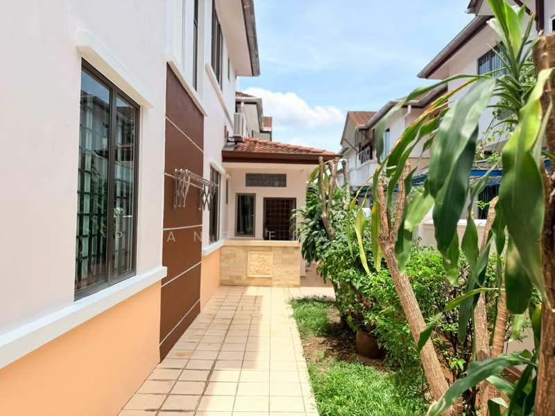 Semi-Detached House for Sale in Taman Mount Austin (Tebrau) - Phang Elainne - PropertyGuru.com.my