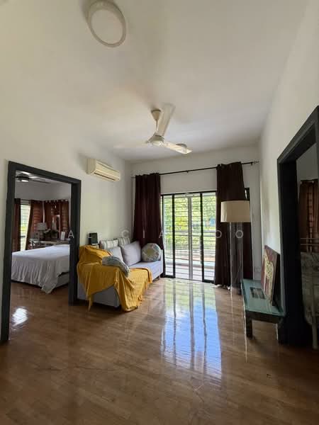 Rumah Teres 3 Tingkat untuk Dijual di Petaling Jaya (Selangor) - Alicia Soo - Living Room - PropertyGuru.com.my