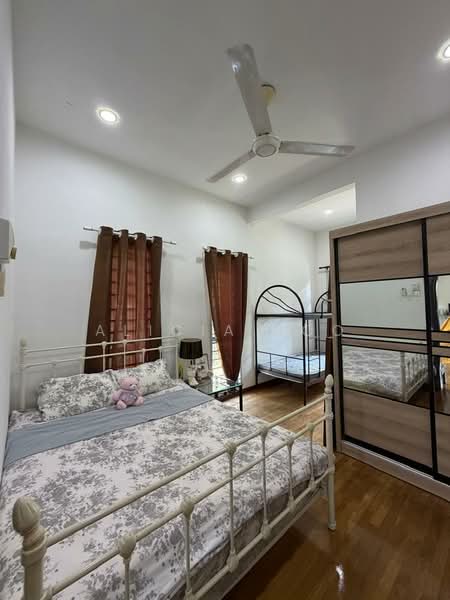 Rumah Teres 3 Tingkat untuk Dijual di Petaling Jaya (Selangor) - Alicia Soo - Bedroom - PropertyGuru.com.my