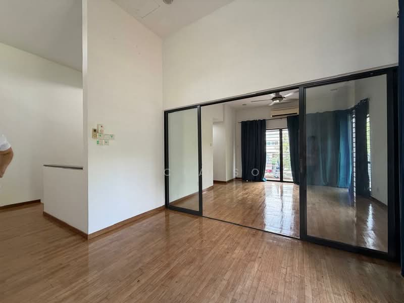 Rumah Teres 3 Tingkat untuk Dijual di Petaling Jaya (Selangor) - Alicia Soo - Living Room - PropertyGuru.com.my