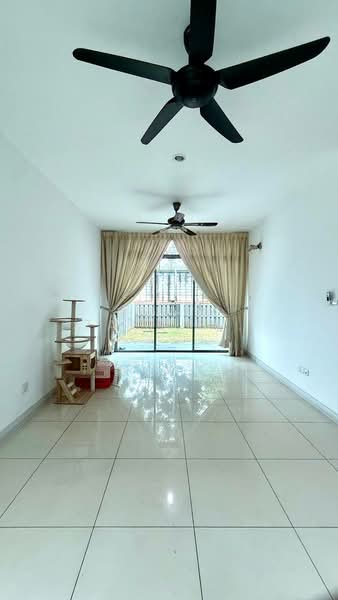 2-storey Terraced House for Sale in Setia Eco Glades (Cyberjaya) - Mohd Zakri Mohd Zamberi - Living Room - PropertyGuru.com.my