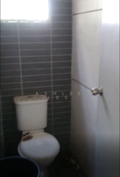 Shop / Office for Rent in Shah Alam (Selangor) - Ashlee LSS - Bathroom - PropertyGuru.com.my