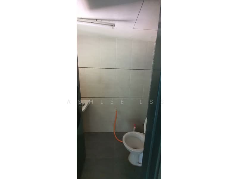 Shop / Office for Rent in Shah Alam (Selangor) - Ashlee LSS - Bathroom - PropertyGuru.com.my