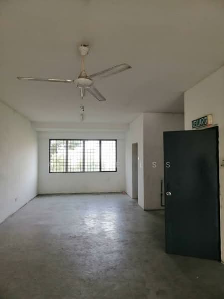 Shop / Office for Rent in Shah Alam (Selangor) - Ashlee LSS - Living Room - PropertyGuru.com.my