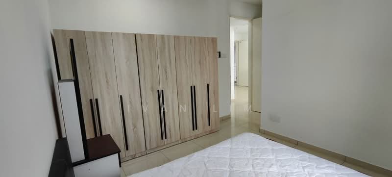 Service Residence for Sale at Kenwingston Avenue - Ivan Lim - Bedroom - PropertyGuru.com.my