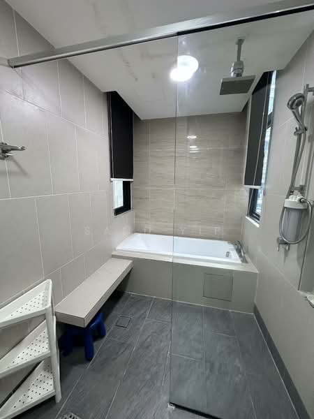 Servis Apartment untuk Disewa di Verde - Sand Yip - Bathroom - PropertyGuru.com.my