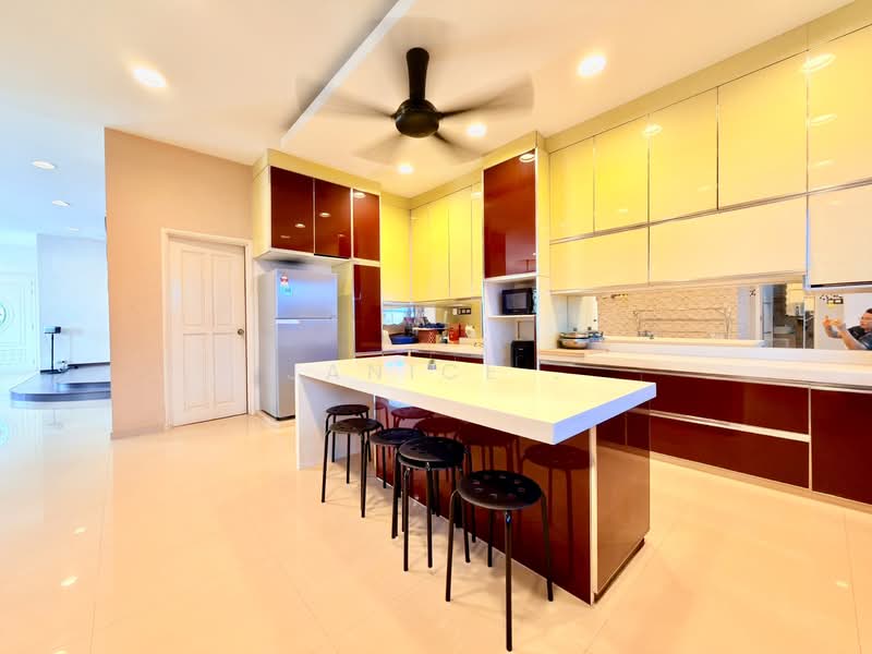 Rumah Berkembar untuk Dijual di Iskandar Puteri (Nusajaya) (Johor) - Janice . - Kitchen - PropertyGuru.com.my