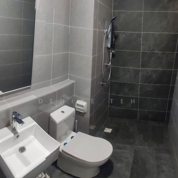 Kondominium untuk Disewa di Lucerne Residences - Denise Teh - Bathroom - PropertyGuru.com.my