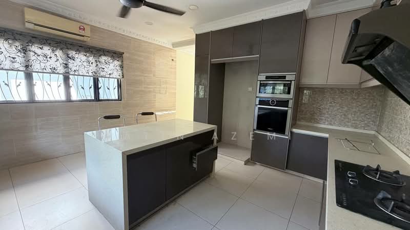 Semi-Detached House for Sale in Jade Hills (Kajang) - Fatin Azemi - Kitchen - PropertyGuru.com.my