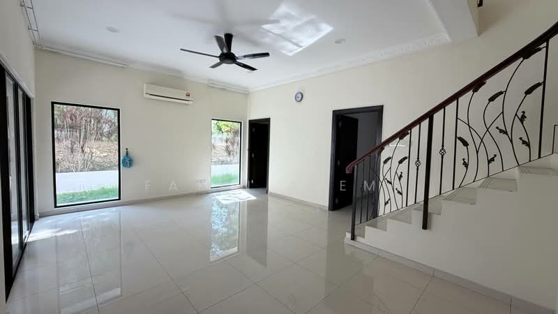Semi-Detached House for Sale in Jade Hills (Kajang) - Fatin Azemi - Living Room - PropertyGuru.com.my