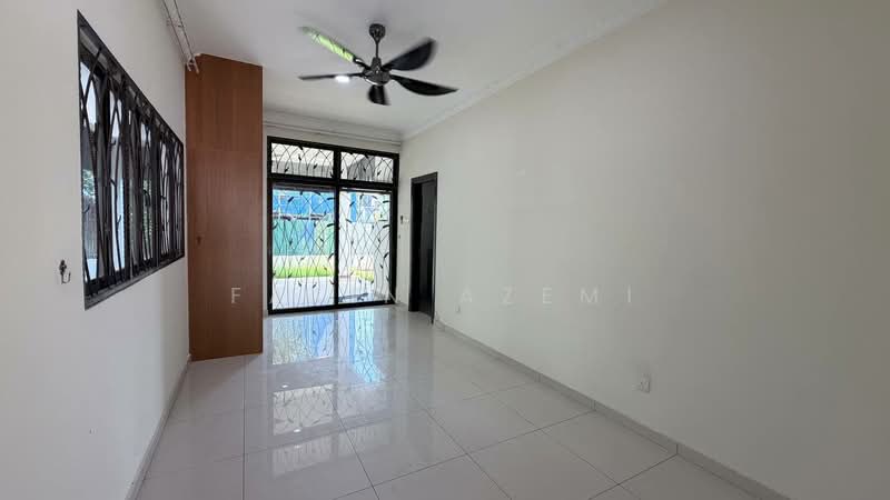 Semi-Detached House for Sale in Jade Hills (Kajang) - Fatin Azemi - Living Room - PropertyGuru.com.my