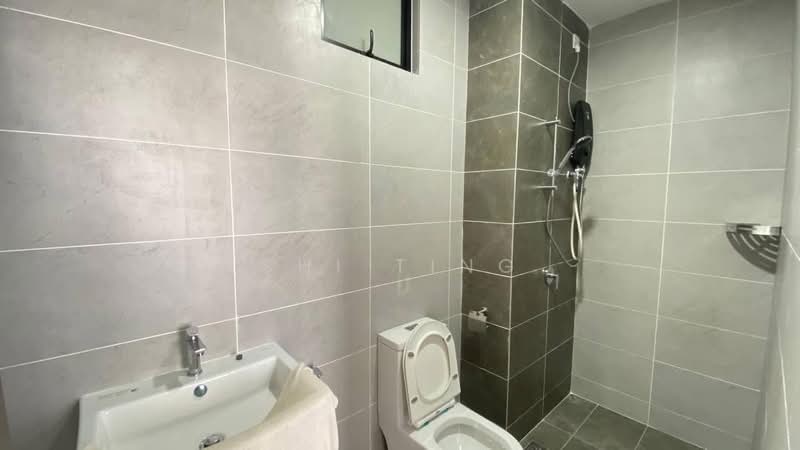 Service Residence for Sale at Twin Tower Residence - Shi Ting - Bathroom - PropertyGuru.com.my