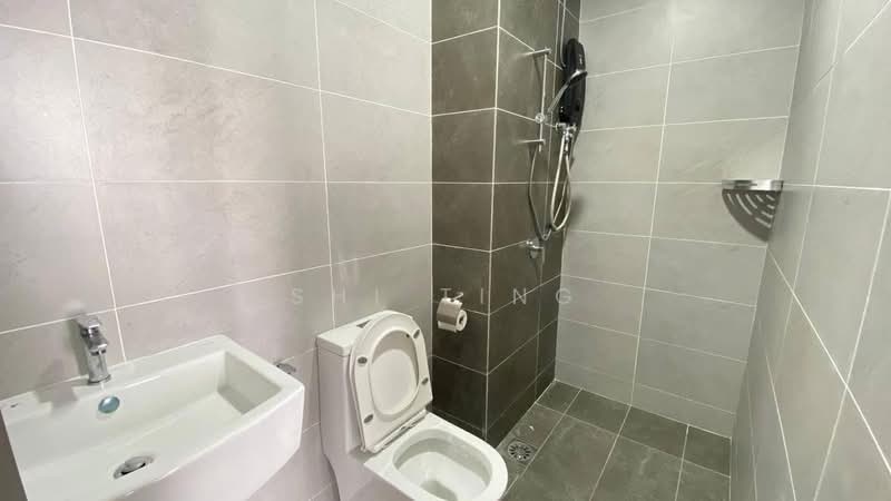 Service Residence for Sale at Twin Tower Residence - Shi Ting - Bathroom - PropertyGuru.com.my