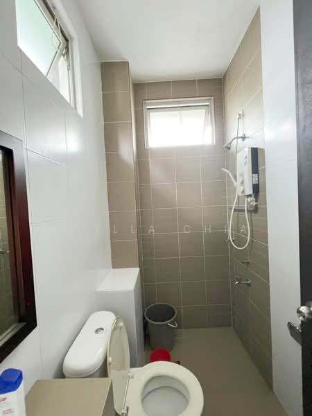 Rumah Berkembar untuk Dijual di Johor Bahru (Johor) - Stella Chia - Bathroom - PropertyGuru.com.my