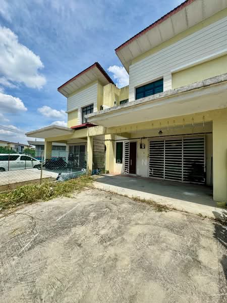 Rumah Teres 2 Tingkat untuk Dijual di Sungai Buloh (Selangor) - Nazrin Hakimin - Exterior - PropertyGuru.com.my