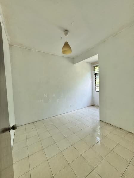 Rumah Teres 2 Tingkat untuk Dijual di Sungai Buloh (Selangor) - Nazrin Hakimin - Interior - PropertyGuru.com.my