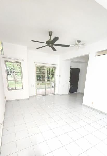 Rumah Teres 2 Tingkat untuk Dijual di Presint 8 (Putrajaya) - Nafis Hashim - Living Room - PropertyGuru.com.my