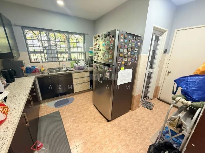 2-storey Terraced House for Sale in Bukit Jelutong (Shah Alam) - Azman Ahmad - PropertyGuru.com.my