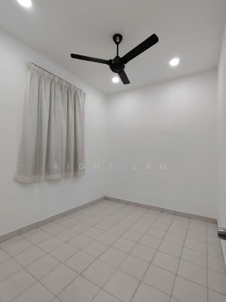 1-storey Terraced House for Rent in Taman Pelangi Indah (Ulu Tiram) - Right Lam - PropertyGuru.com.my