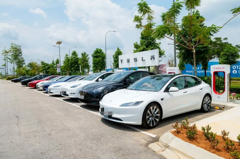 Rumah Teres 2 Tingkat untuk Dijual di Bandar Gamuda Cove (Dengkil) - Amber Cheng - Exterior - PropertyGuru.com.my