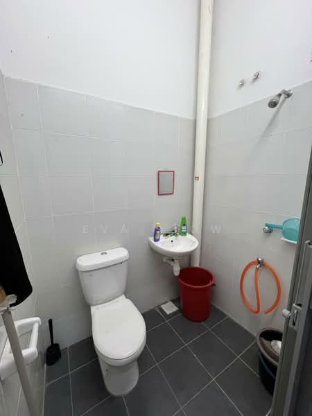 2-storey Terraced House for Sale in Taman Pulai Mutiara (Iskandar Puteri (Nusajaya)) - Eva Siow - Bathroom - PropertyGuru.com.my