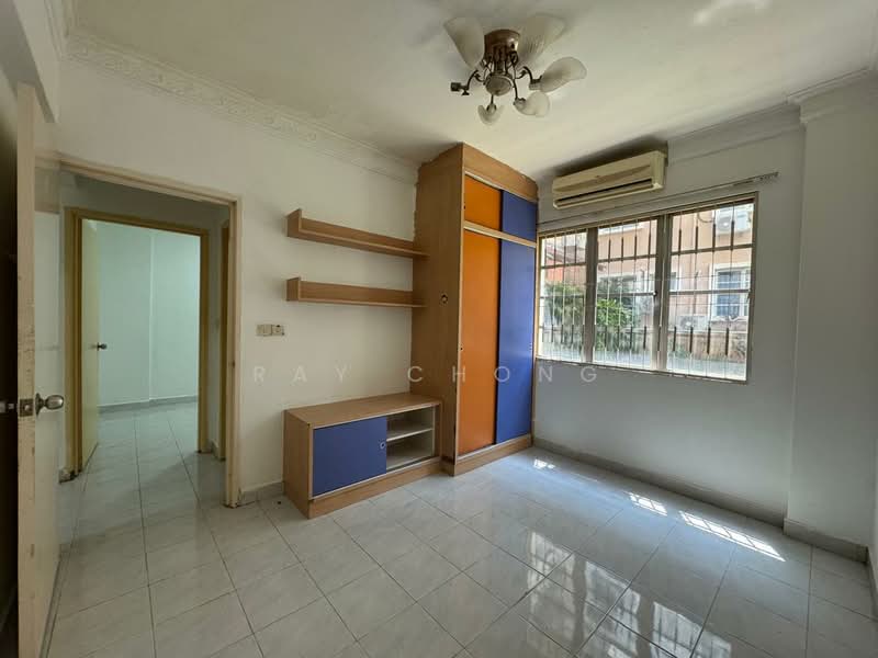 Condominium for Rent at Vista Tasik - Ray Chong - Bedroom - PropertyGuru.com.my
