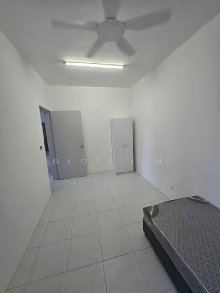Kondominium untuk Disewa di Residensi Sateria - Geoff Lim - Bedroom - PropertyGuru.com.my