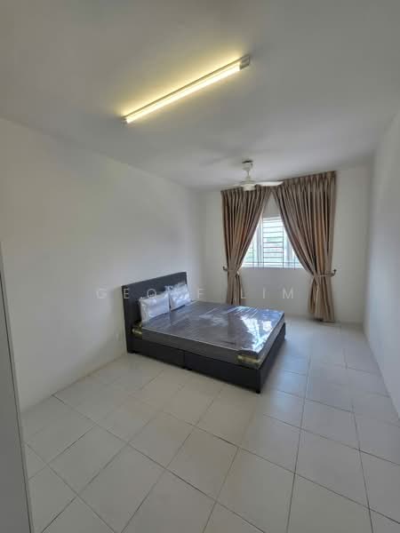 Kondominium untuk Disewa di Residensi Sateria - Geoff Lim - Bedroom - PropertyGuru.com.my