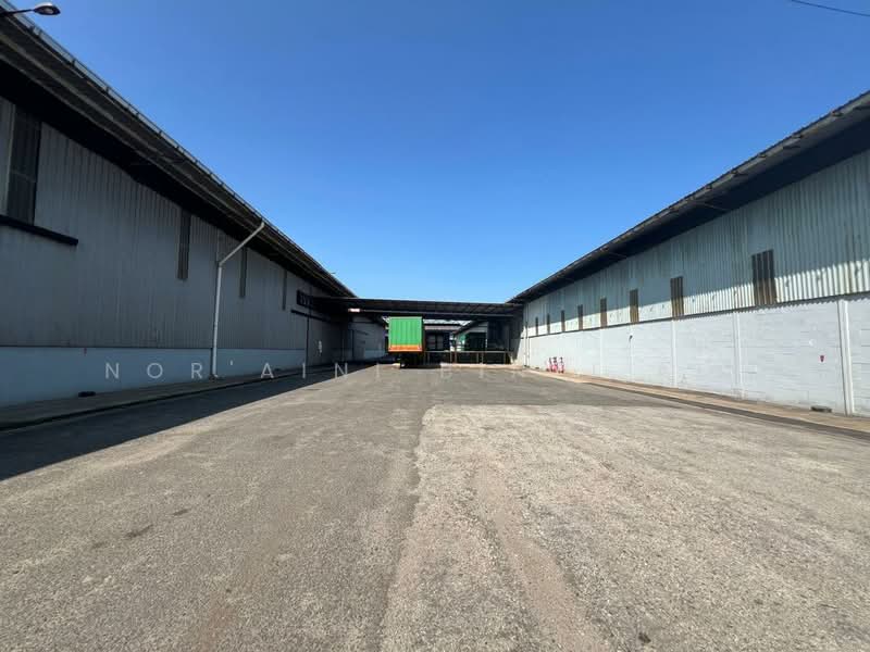 Warehouse for Rent in Kampung Baru Gebeng (Sungai Karang) - Nor'Aini Binti Ali - Exterior - PropertyGuru.com.my