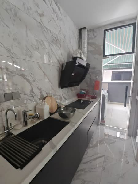Cluster House for Sale in Iskandar Puteri (Nusajaya) (Johor) - Janice Pang - Kitchen - PropertyGuru.com.my