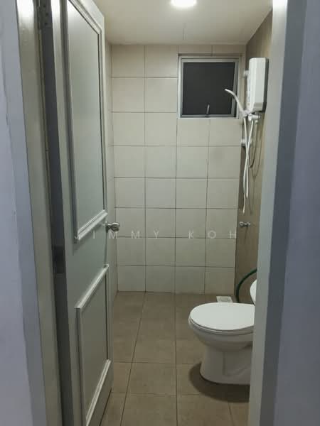 Condominium for Rent at Platinum OUG Residence - Jimmy Koh - Bathroom - PropertyGuru.com.my