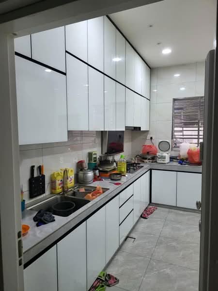 Rumah Kluster untuk Dijual di Taman Mutiara Rini (Skudai) - Shi Ting - Kitchen - PropertyGuru.com.my