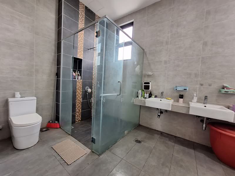 Rumah Teres 3 Tingkat untuk Dijual di Bukit Jalil (Kuala Lumpur) - Ian Fan - Bathroom - PropertyGuru.com.my