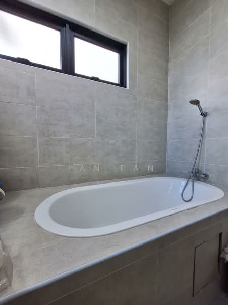 Rumah Teres 3 Tingkat untuk Dijual di Bukit Jalil (Kuala Lumpur) - Ian Fan - Bathroom - PropertyGuru.com.my