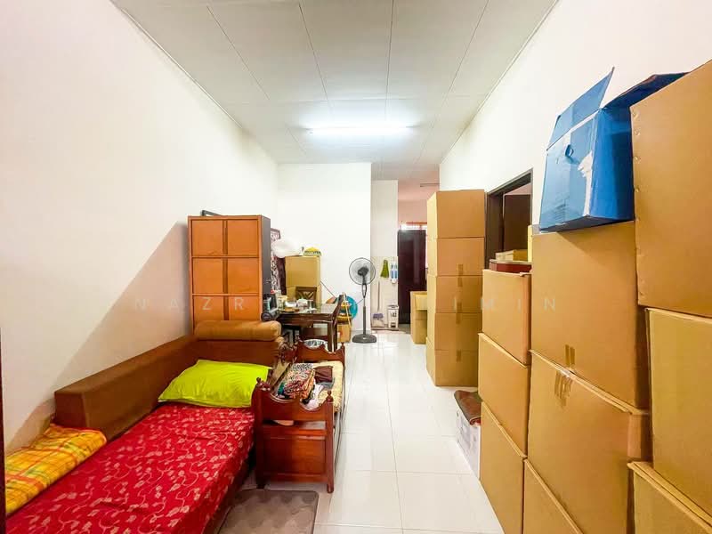 Terraced House for Sale in Klang (Selangor) - Nazrin Hakimin - Corridor - PropertyGuru.com.my