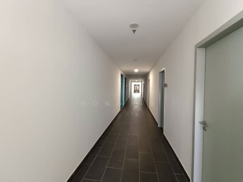 Office for Rent in Hicom - Glenmarie Industrial Park (Shah Alam) - Hong Ng - Corridor - PropertyGuru.com.my