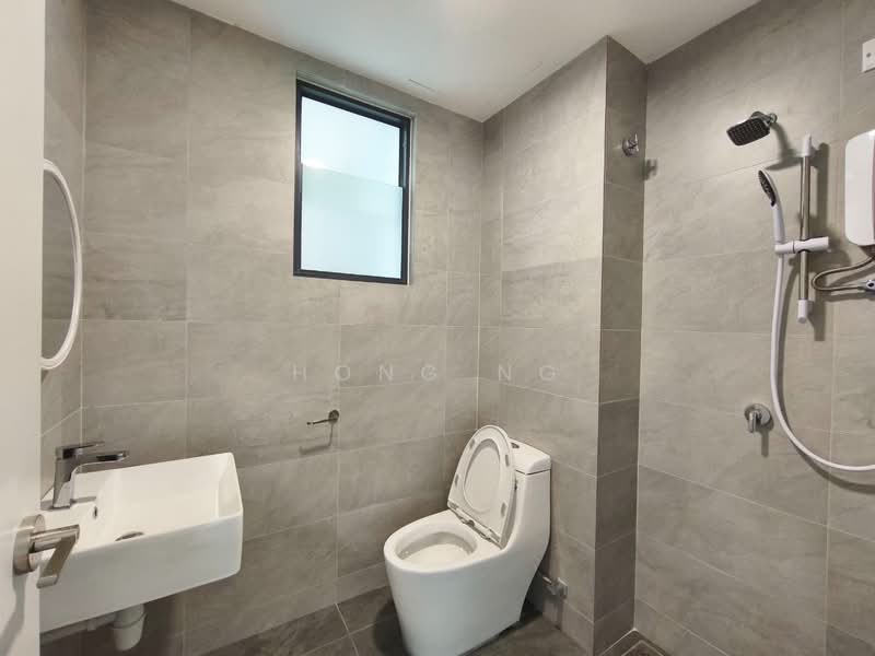 Servis Apartment untuk Disewa di SUNSURIA FORUM SERVICED APARTMENT - Hong Ng - Bathroom - PropertyGuru.com.my