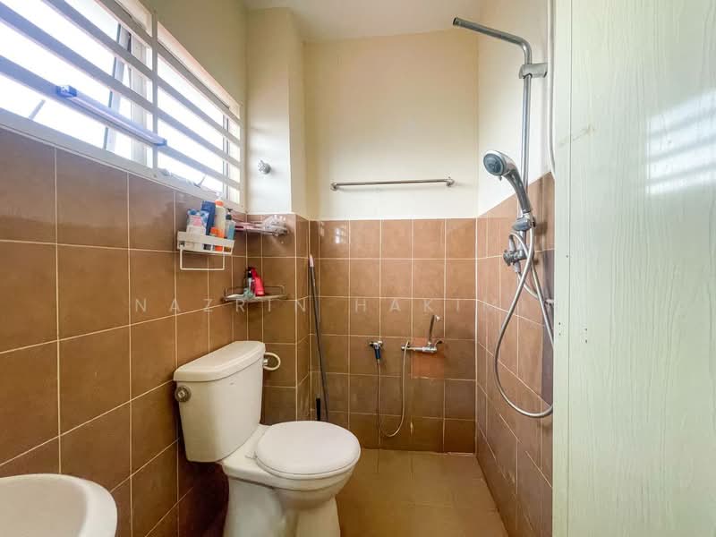 Rumah Teres 2 Tingkat untuk Dijual di Taman Idaman Murni (Labu) - Nazrin Hakimin - PropertyGuru.com.my