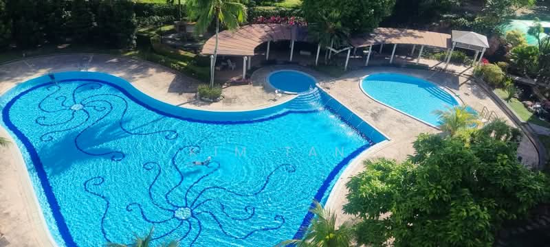 Condominium for Rent at Marina Bay Condominium - Kim Tan - Pool - PropertyGuru.com.my