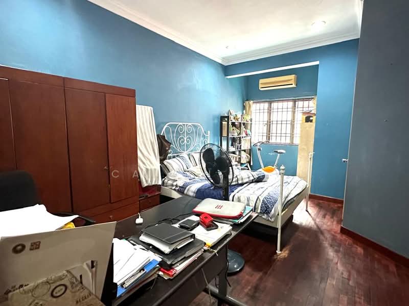 Rumah Teres 2.5 Tingkat untuk Dijual di Bandar Utama (Selangor) - Calvin Law - Bedroom - PropertyGuru.com.my