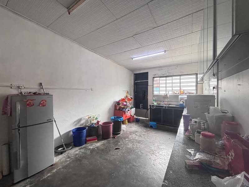 1-storey Terraced House for Sale in Ulu Tiram (Johor) - Sean Yeoh - Kitchen - PropertyGuru.com.my