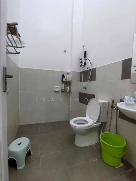 Rumah Teres 1 Tingkat untuk Dijual di Bukit Katil (Melaka) - Ivan Goh - Bathroom - PropertyGuru.com.my