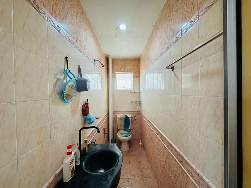 Condominium for Sale at Sri Ampang Mas Condominium - Nazrin Hakimin - Bathroom - PropertyGuru.com.my