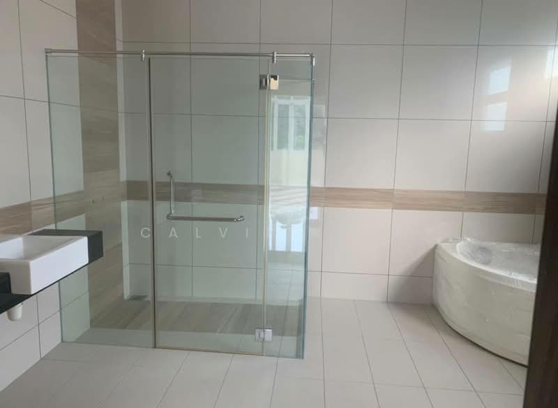 Rumah Banglo untuk Dijual di Kampung Pondok Upeh (Balik Pulau) - Calvin Keoh - Bathroom - PropertyGuru.com.my