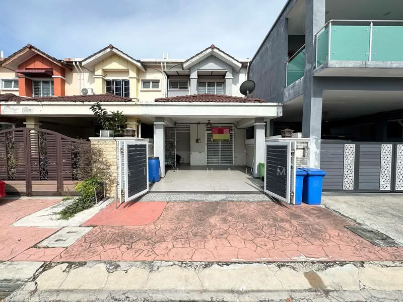 Seksyen 32, Shah Alam - 1