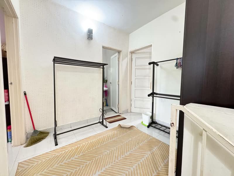 Rumah Teres 2 Tingkat untuk Dijual di Seksyen 32 (Shah Alam) - Hairi Halim - PropertyGuru.com.my