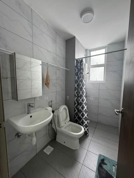 Service Residence for Sale at SKS Habitat - Shi Ting - Bathroom - PropertyGuru.com.my